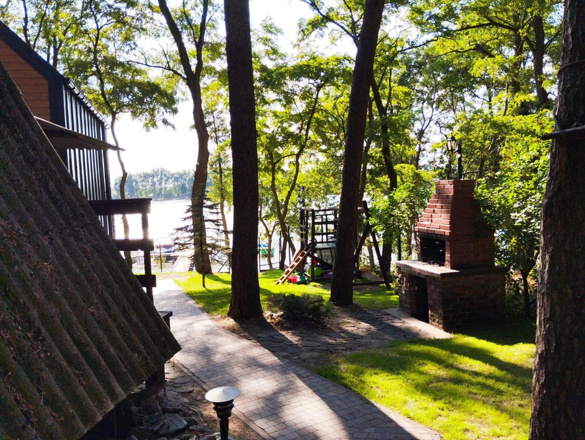 Ostoja Slesin Villa Luaran gambar